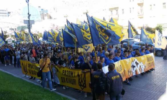 Паноптикум украинских протестов: «азовцы» объединились с шахтерами (ФОТО, ВИДЕО) | Русская весна