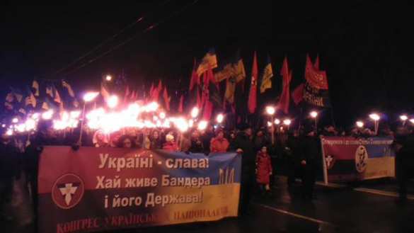 В Днепропетровске прошел марш фашистов, в Одессе шествие запретил суд | Русская весна