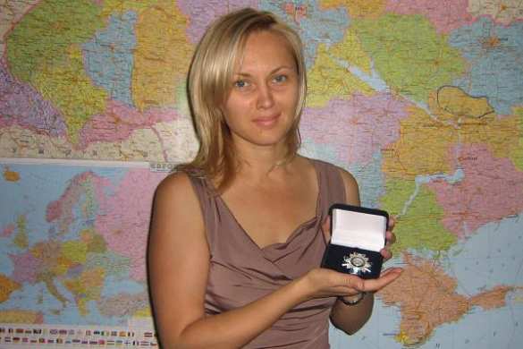 Депутат Днепропетровского облсовета Виктория Шилова: на территории Донбасса незаконно используются вооруженные силы Украины (видео) | Русская весна