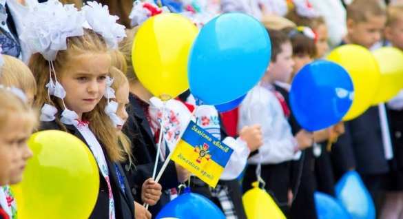 В украинских школах начали отменять оценки | Русская весна