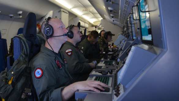 Самолет-разведчик ВМС США приблизился к Крыму  | Русская весна