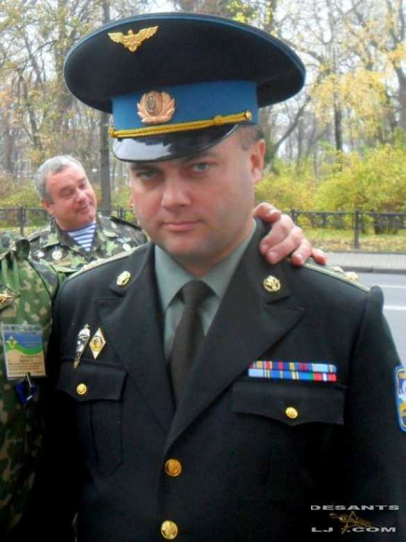 Командующий ВДВ Украины, взятый в плен местными жителями, после переговоров отпущен на свободу | Русская весна