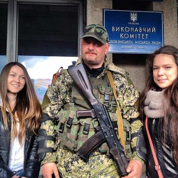 Славянск: мирная жизнь в условиях блокады (видео включение) | Русская весна