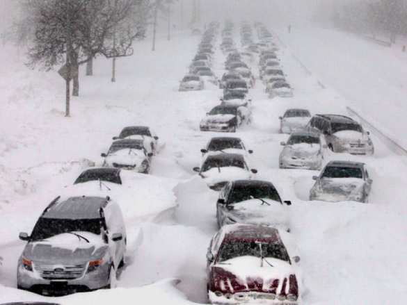 На Украине в снежном плену застряли сотни машин (+ФОТО, ВИДЕО) | Русская весна