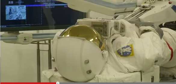 Скафандр без космонавта оказался на хирургическом столе (видео) | Русская весна