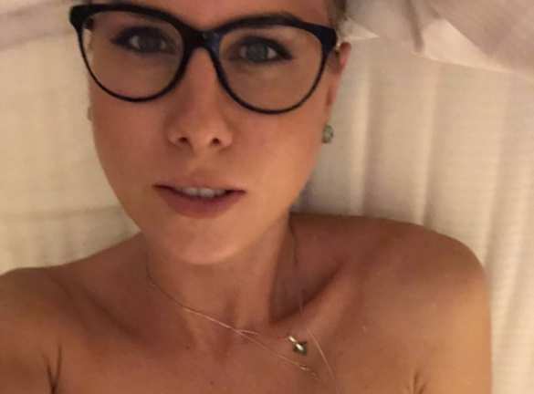 В Сеть слили интимные снимки и видео Соболь: либералы обвиняют своих (ФОТО 18+) | Русская весна