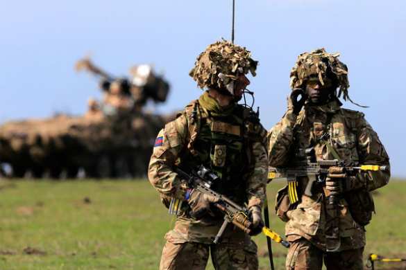 Daily Mail: За последние 1,5 года НАТО и Россия были на грани войны 66 раз | Русская весна