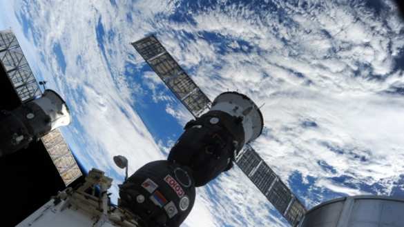 МОЛНИЯ: Экипаж «Союза» вернулся на Землю (ВИДЕО) | Русская весна