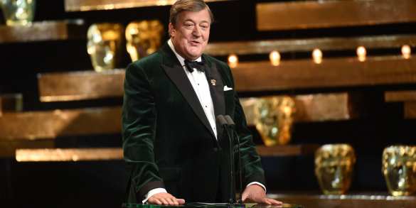 «Давайте узнаем, кого русские выбрали победителями», — Стивен Фрай о победителях престижной кинопремии (ФОТО, ВИДЕО) | Русская весна