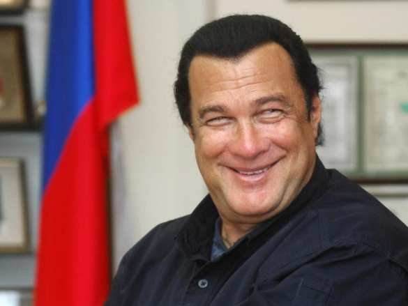 «Служу России!» — звезда Голливуда Стивен Сигал получил серьёзный пост в МИД РФ | Русская весна