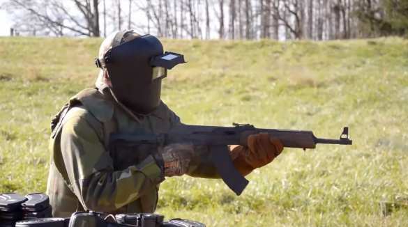 АК против американской винтовки: в США устроили экстремальное соревнование (ВИДЕО) | Русская весна