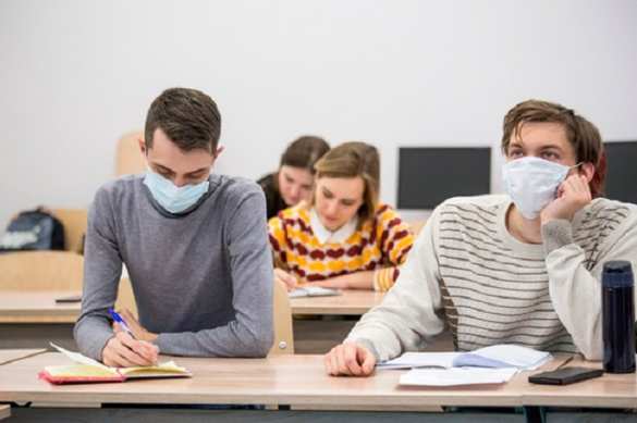 В России перенесли сроки вступительных экзаменов в вузы | Русская весна