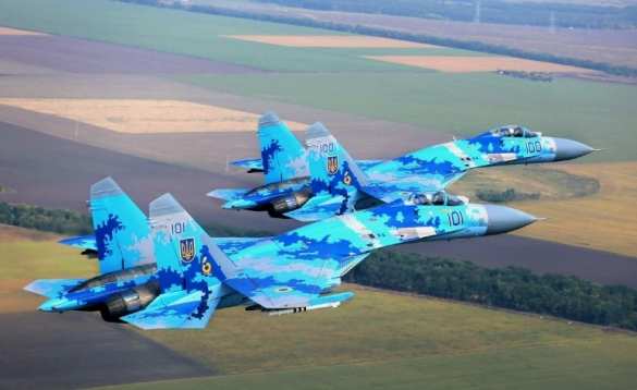 Истребитель Су-27 победил F-15 в воздушном бою над Украиной (ВИДЕО) | Русская весна