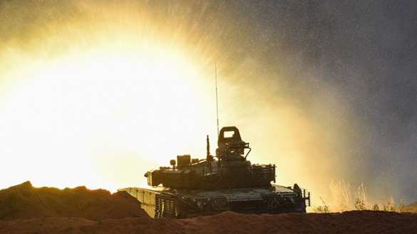 Армия России наступает на донецком и купянском фронтах, поражены склады и пункты управления ВСУ | Русская весна