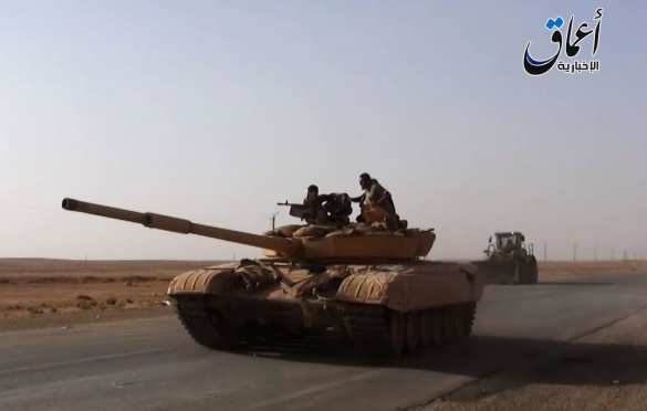 Масштабное контрнаступление ИГИЛ в Ракке: смертники, танки и отступление армии — подробности (ФОТО, ВИДЕО) | Русская весна