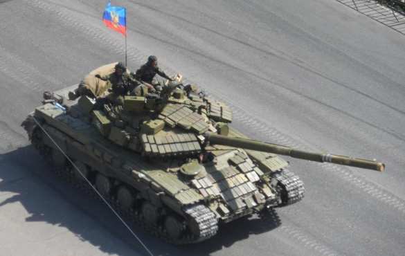 Бои у Соледара: Танки ЛНР поддерживают штурмовые группы (ВИДЕО) | Русская весна