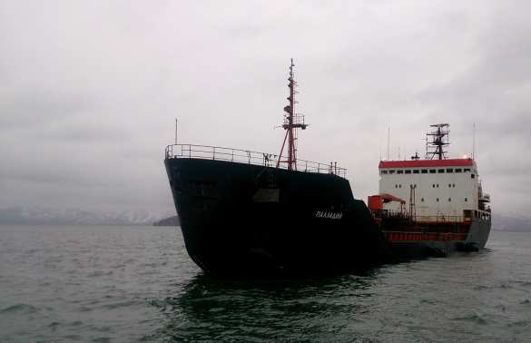 Танкеры с миллионами баррелей дизеля из России идут в страны ЕС, — Bloomberg | Русская весна