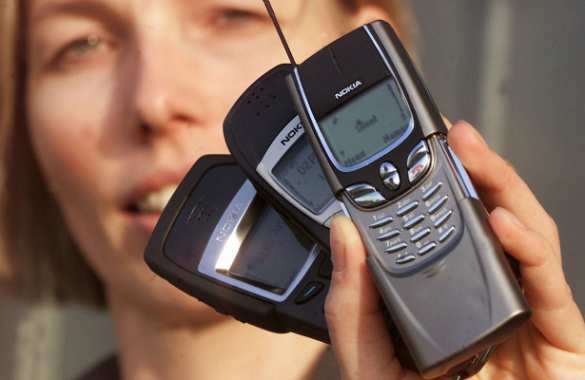 Долой смартфоны: резко выросли продажи кнопочных телефонов | Русская весна