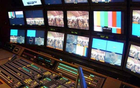 Уровень доверия россиян к теленовостям упал в два раза | Русская весна