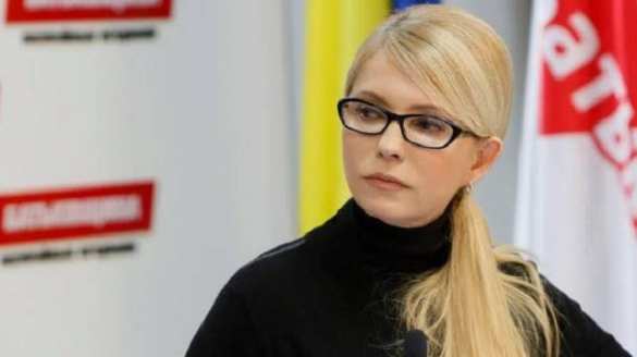 Тимошенко жалуется, что Порошенко не пускает ее на ТВ | Русская весна