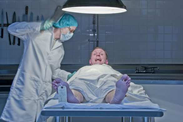 Пьяный поляк очнулся в морге и уехал обратно на вечеринку | Русская весна