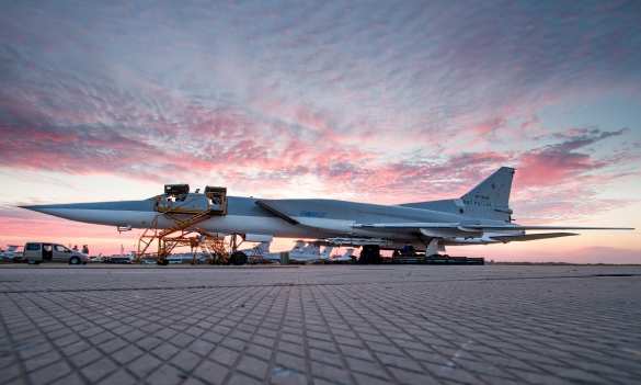 В США опубликовали спутниковые снимки авиабазы «Энгельс» после удара украинских БПЛА (ФОТО) | Русская весна