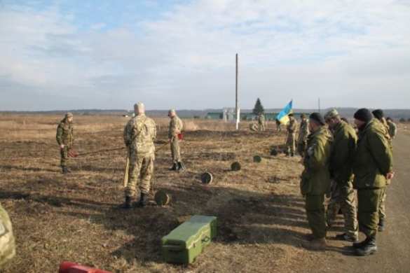 Мобилизованные на Волыни готовятся к карательной операции на Донбассе | Русская весна
