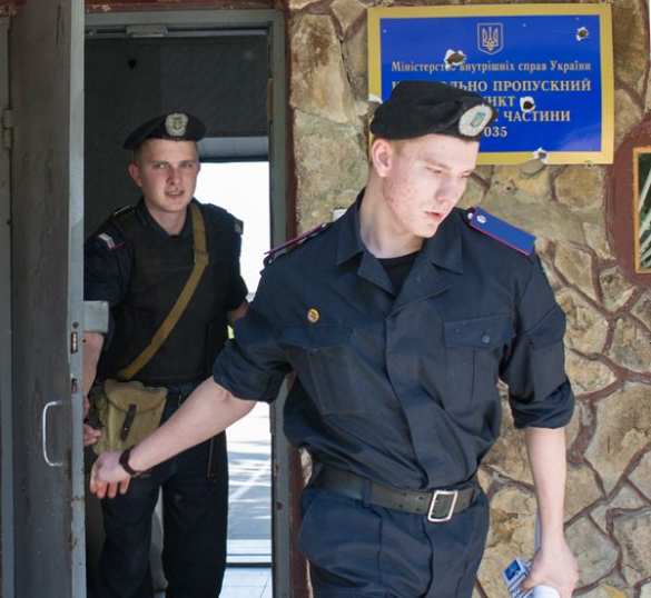 Народ Украины живёт в кредит (включение из Луганска) | Русская весна