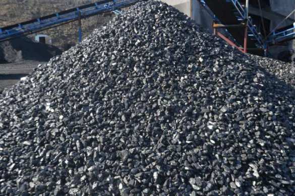 Выплата средств на приобретение социального угля началась в Перевальском районе ЛНР | Русская весна