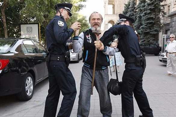 «Мы ждем провокации в ближайшие дни»: почему Киев переходит на особый режим безопасности | Русская весна