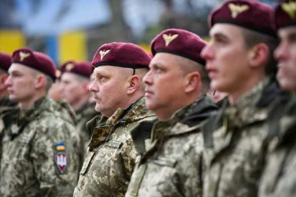 Украина перебрасывает десантно-штурмовые войска к побережью Чёрного и Азовского морей | Русская весна