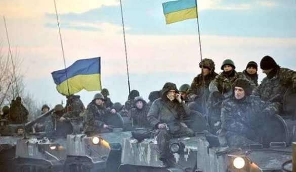 Военный обзор: на фронтах продолжаются бои, армия Новороссии наступает, ВСУ перебрасывают резервы | Русская весна