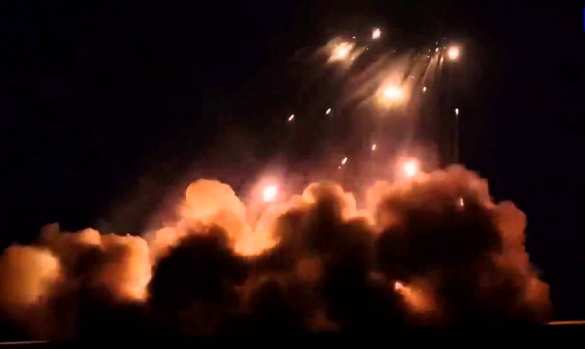 МОЛНИЯ: ВСУ нанесли удар из РСЗО по центральному району Донецка (ВИДЕО, ФОТО) | Русская весна