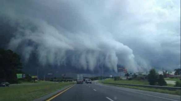 В США сообщили о первых пострадавших от урагана «Харви» | Русская весна