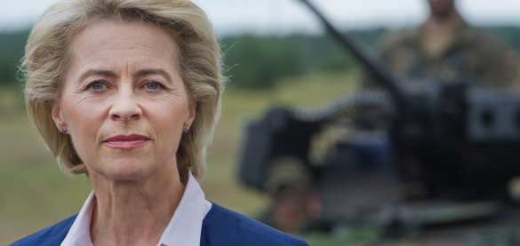 Во Франции призвали поставить на место главу Еврокомиссии после её встречи с Зеленским | Русская весна