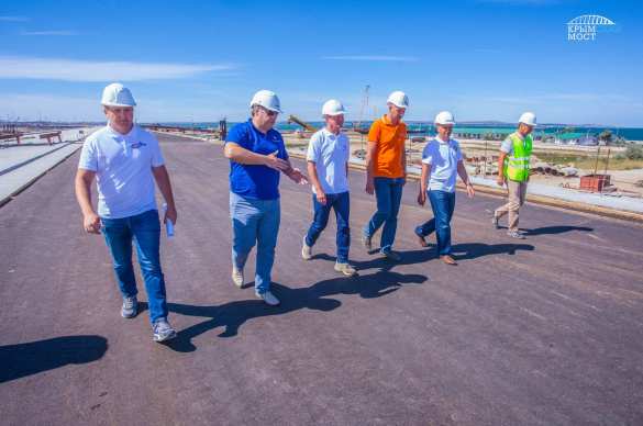 Установка арок Крымского моста пройдет с минимальным ограничением судоходства, — министр транспорта (ФОТО, ВИДЕО) | Русская весна