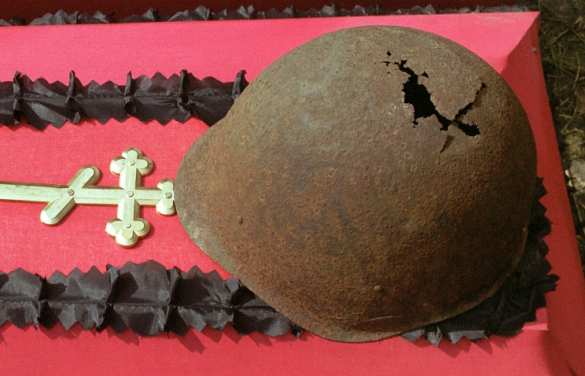 В Польше вандалы осквернили военное кладбище, где похоронены советские солдаты (ВИДЕО) | Русская весна