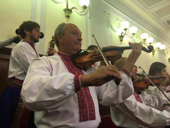 Первый день новой Рады: закрытая «вечеринка» в украинском парламенте (ФОТО) | Русская весна