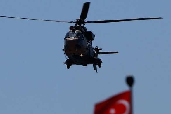 СРОЧНО: Вертолет ВВС Турции и 13 военных разбились в ходе операции против курдов | Русская весна