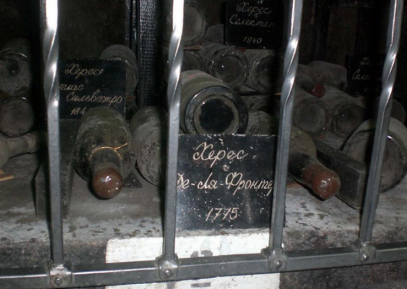 Вино, которое дегустировали Путин и Берлускони, продадут за миллион евро | Русская весна