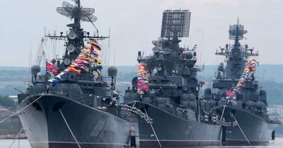 В Средиземном море прошёл парад в честь Дня ВМФ России | Русская весна