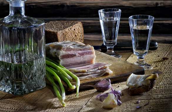 Допивал из стакана уже в наручниках: Саакашвили задерживали во время застолья (ВИДЕО) | Русская весна