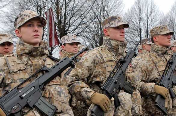 Русские идут: латвийские военные сообщили о российских самолетах и кораблях у морской границы | Русская весна