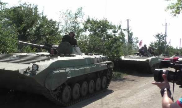 Вооружения калибром менее 100 мм сегодня будут отведены от Никитовки, Зайцево и Стылы, — Минобороны ДНР | Русская весна