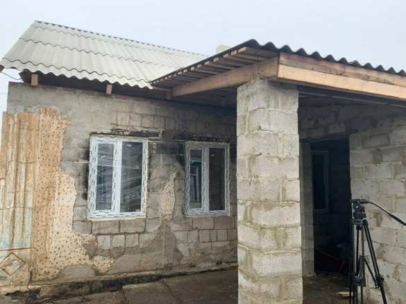 В ДНР продолжается восстановление повреждённого обстрелами частного сектора | Русская весна