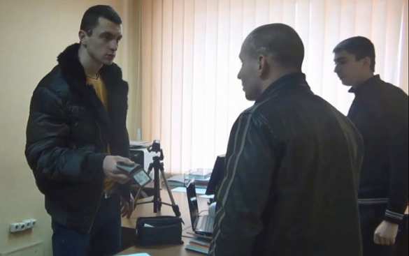 На Прикарпатье повестки будут вручать «тройки-пятерки» — по одному ходить опасно | Русская весна