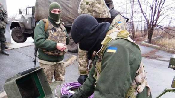 Десантников ВСУ поймали на продаже 4 кг взрывчатки (ВИДЕО) | Русская весна