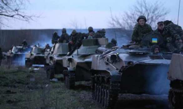 Боец армии ДНР: Судя по обстрелам Горловки, ВСУ готовятся наступать (ВИДЕО) | Русская весна