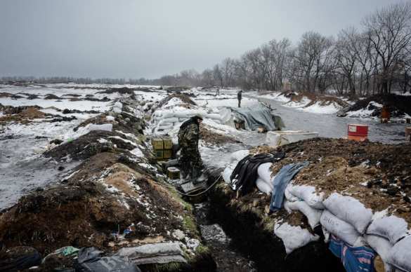 «Нас кинули», — ВСУшник показал опорный пункт в Авдеевке, похожий на бомжатник (ВИДЕО) | Русская весна