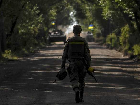 СРОЧНО: В аэропорту Минска состоялась передача Украине военнопленных (ВИДЕО) | Русская весна